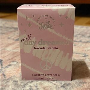 Justice Chill Day Dreamer Lavender Vanilla Spray - Pink